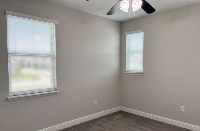 Foto del edificio - 8588 Powder Ridge Trail
