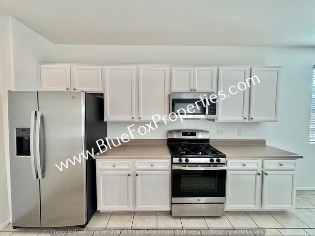 Building Photo - 21479 E Treasure Rd