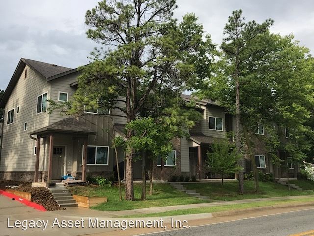 Foto del edificio - 307-307 E Appleby Rd