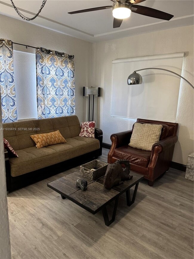 Foto del edificio - 168 NW 53rd St