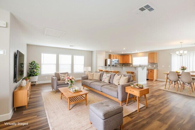 Foto del edificio - 5008 Diamond Ranch Ave