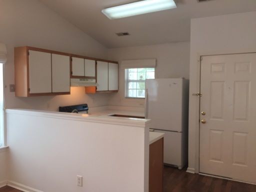 Building Photo - MCCLELLAND TOWNHOMES