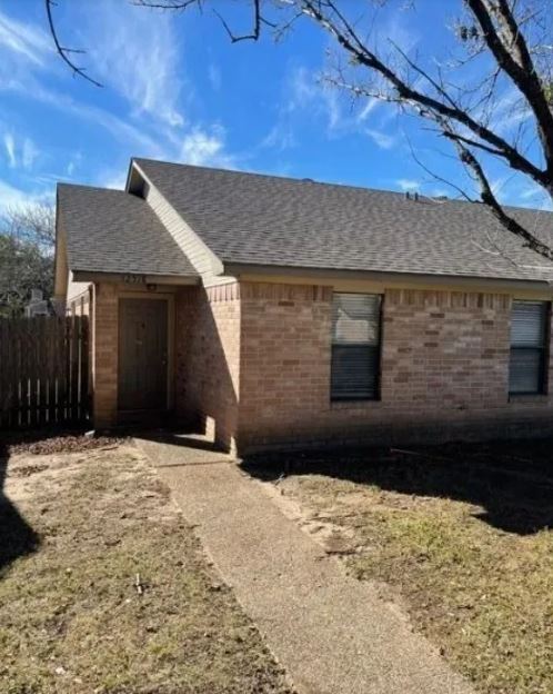 Foto principal - 2518 Cypress Dr