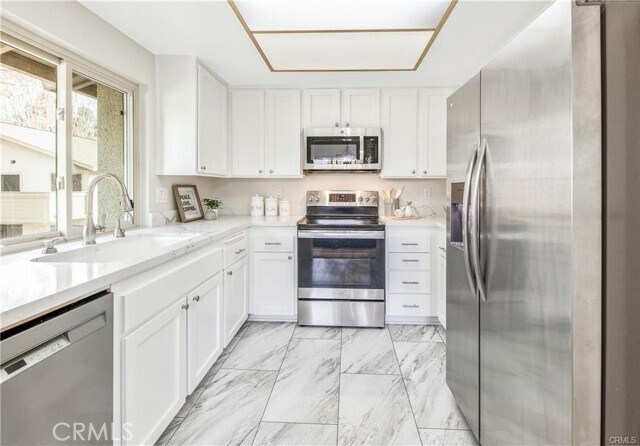 Foto del edificio - 8566 Van Ness Ct