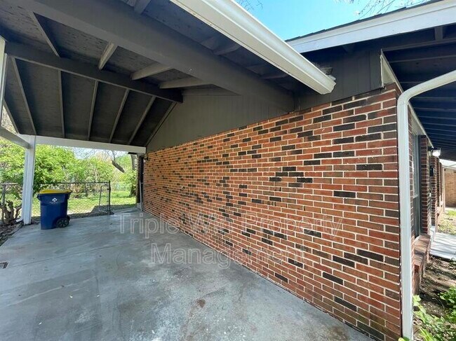 Foto del edificio - 2331 Lost Hollow Ct