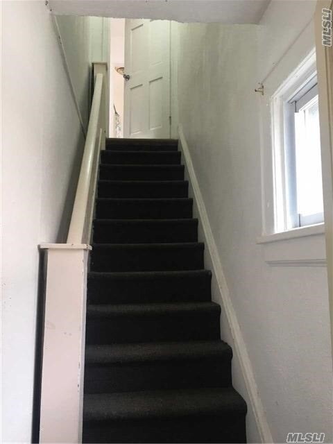 Foto del edificio - 176-36 133rd Rd