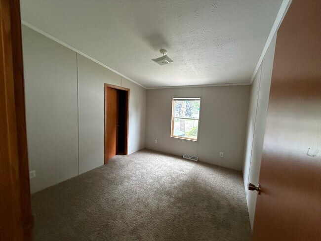 Foto del edificio - 260 Timber Ln