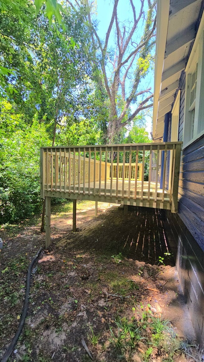 Building Photo - 4250 Ayers Rd