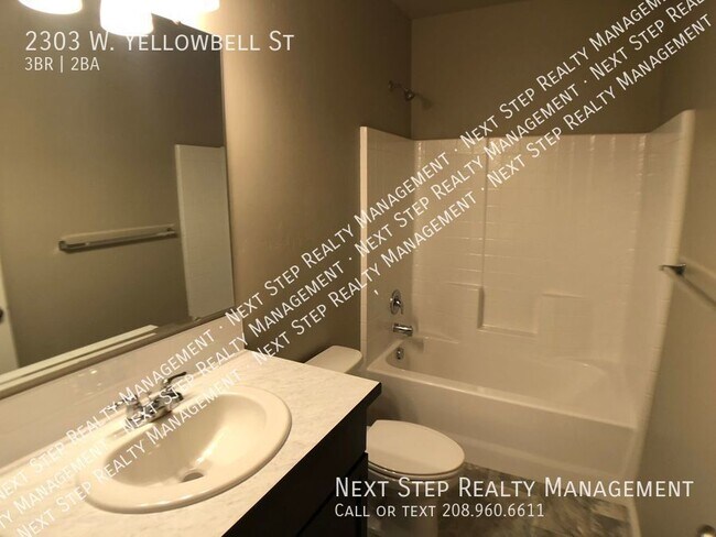 Building Photo - 3 Bed 2 Bath Home in Nampa - NO SECURITY D...
