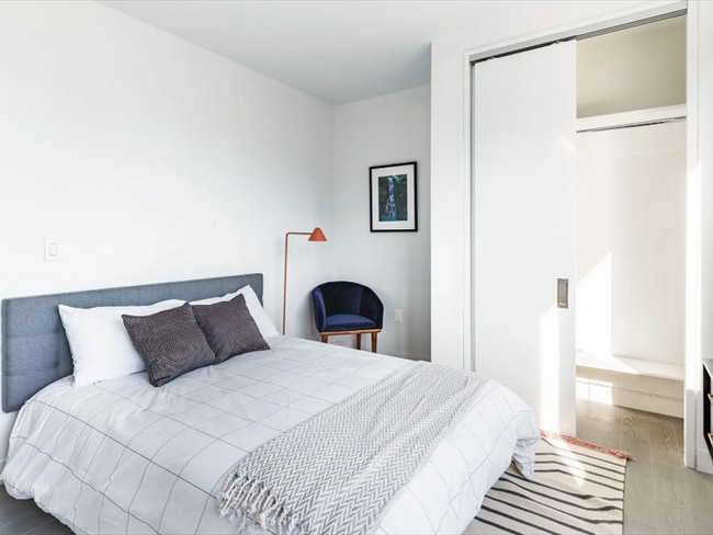 Building Photo - 21 West End Ave