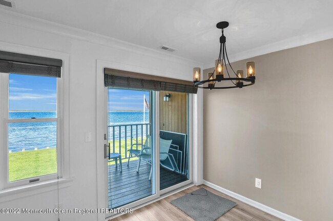 Foto del edificio - 324 Shore Dr