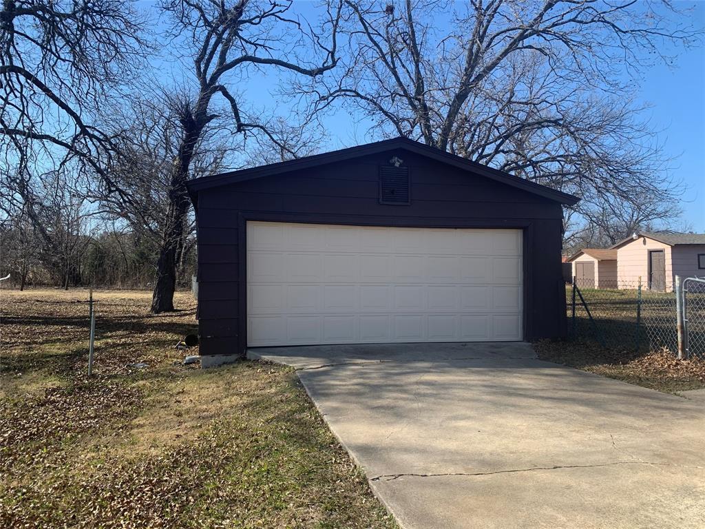 Foto del edificio - 2219 Dalrock Rd