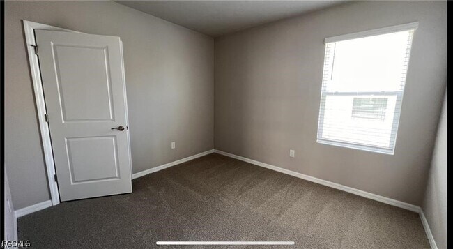 Foto del edificio - 18509 Cronin Sand Ln