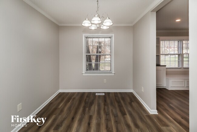 Foto del edificio - 639 Heatherly Rd