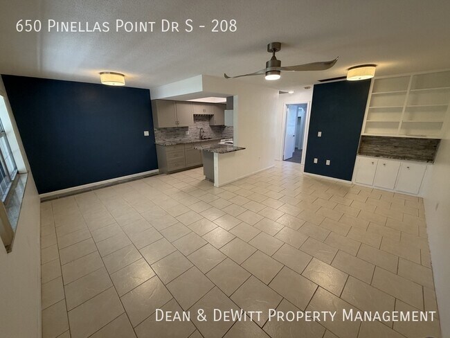Building Photo - 1 Bed/1 Bath - Unit 208