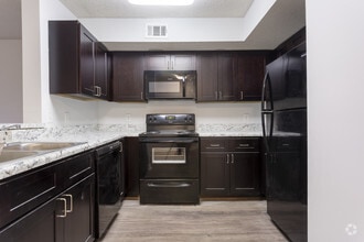 Interior Photo - The Villages of Castleberry I&II