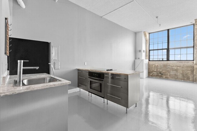 Foto del edificio - 6533 E Jefferson Ave
