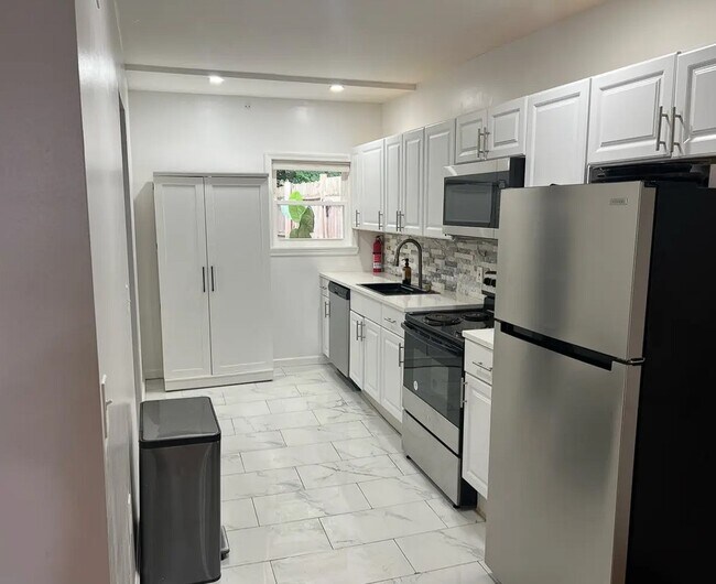 Foto del edificio - 1918 N 6th St