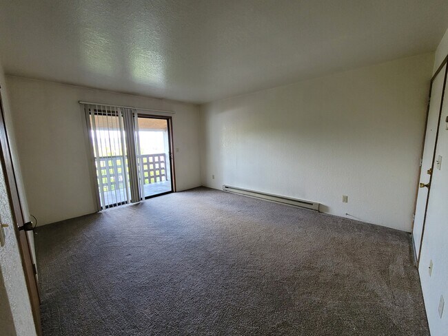 Foto del edificio - 1330 Linda Ln