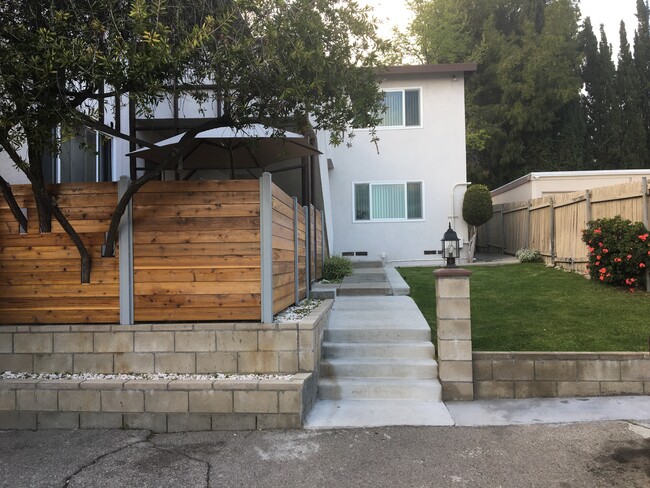 Building Photo - 2521 Foothill Blvd