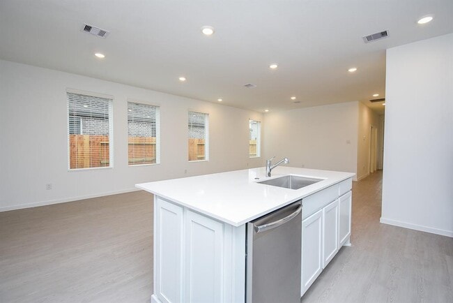 Building Photo - 6307 Serenity View Ln