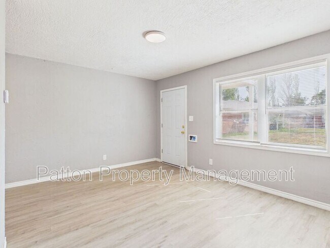 Foto del edificio - 3010 Westhaven Dr