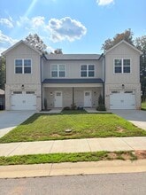 Building Photo - 6538 Fortuna Ave