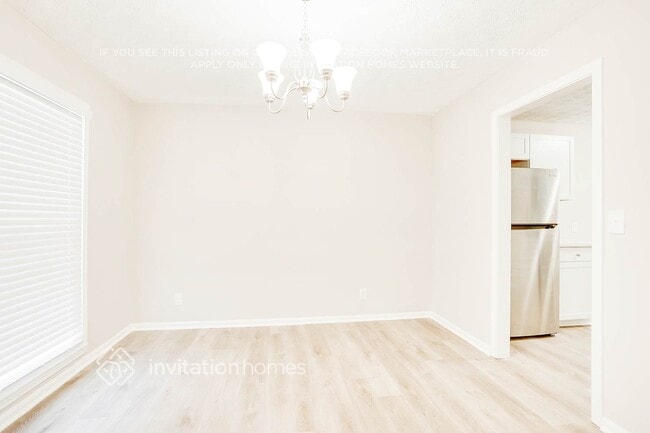 Building Photo - 90 Cook Ln