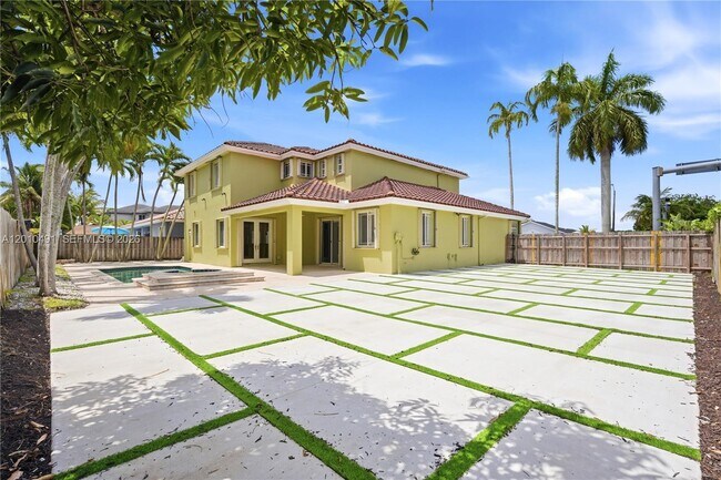 Foto del edificio - 15203 SW 142nd Ave