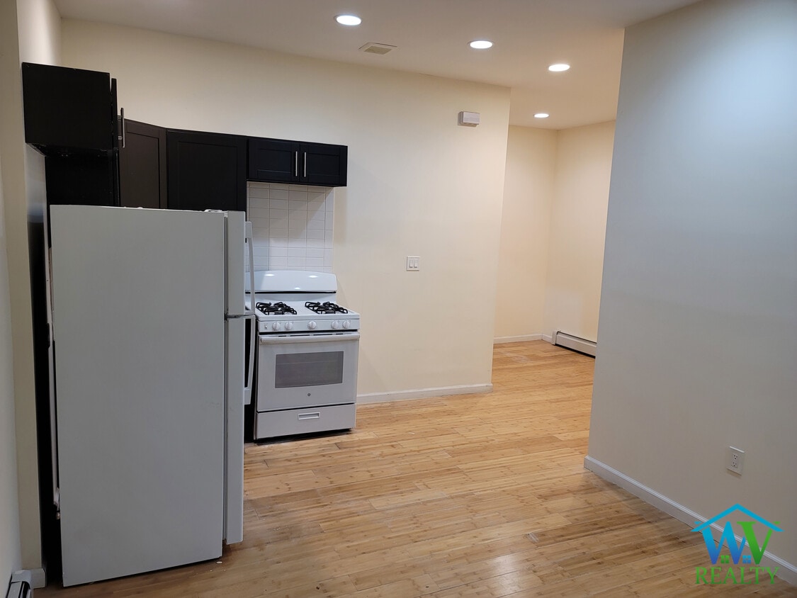 14616 Rockaway Blvd, Jamaica, NY 11436 House Rental in Jamaica, NY