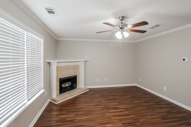 Foto del edificio - 3668 White Pine Rd