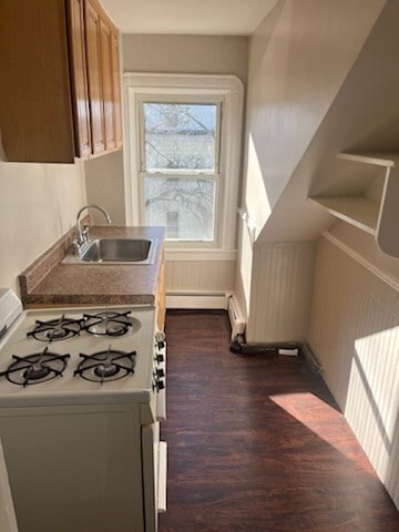 Building Photo - 229 Rock St