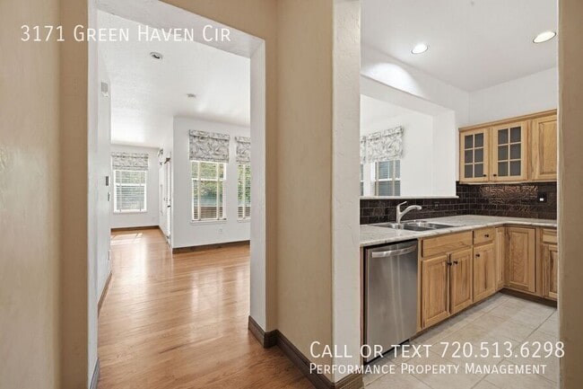Building Photo - 3171 Green Haven Cir