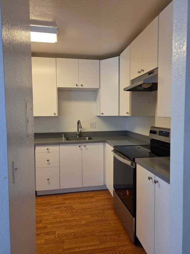 Foto del edificio - 2072 Bluebell Dr