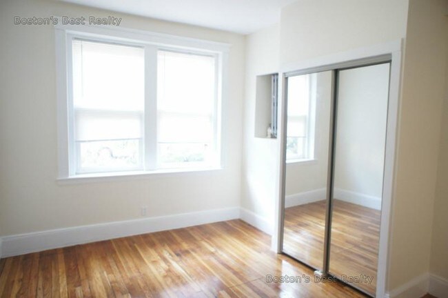 Building Photo - 15 Lothian Rd