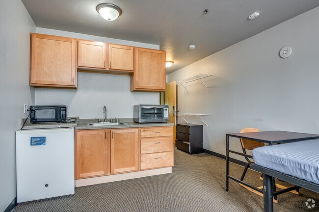 Studio, 1BA - 450SF - Kitchen - Fox Village Apartments