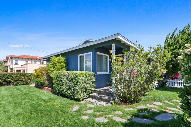 Foto del edificio - 1719 Marshallfield Ln