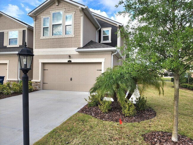 Building Photo - 5543 Pleasantview Ct