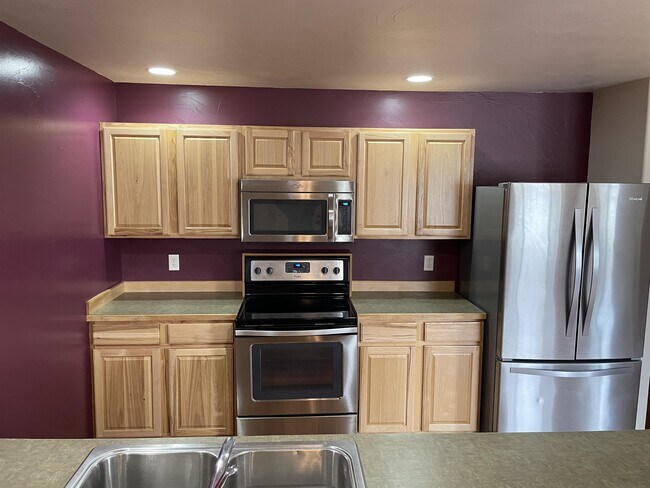 Building Photo - 3136 Catkin Lane