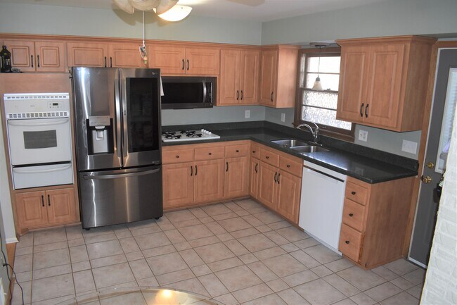 Foto del edificio - 3537 Lee Ave N