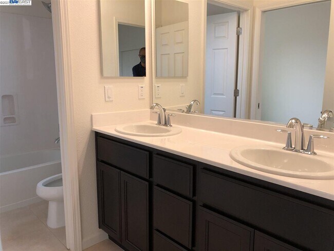 Foto del edificio - 761 Crepe Myrtle Ct