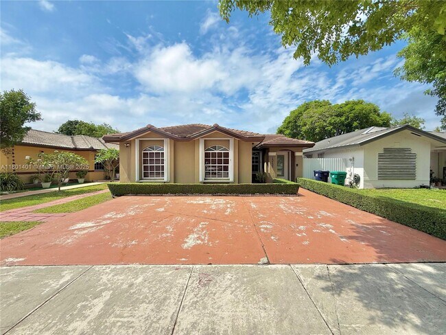 Building Photo - 13735 SW 157th St