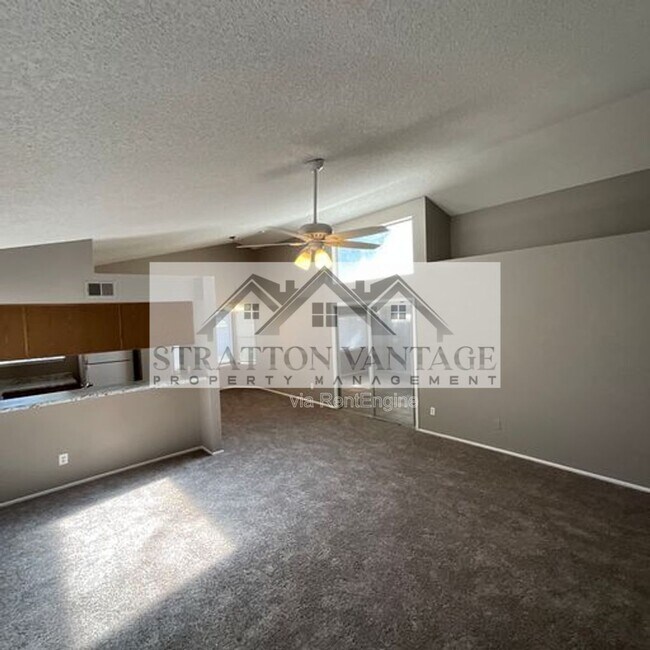 Foto del edificio - 3893 W Denver St