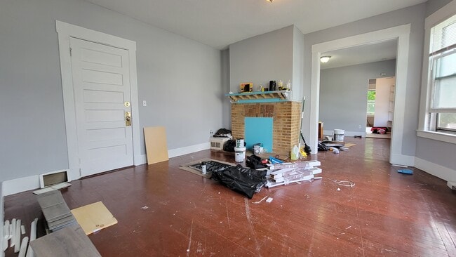 Building Photo - 64 Ellsworth Ave