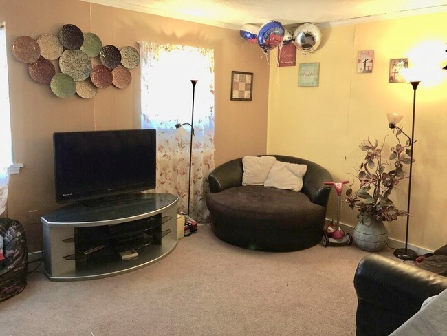 Foto del interior - 301 E Ayre St