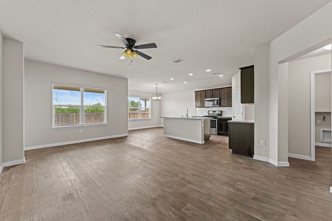 Foto del edificio - 109 Rochester Ln