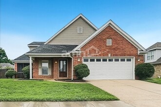 Building Photo - 1580 Siskin Dr
