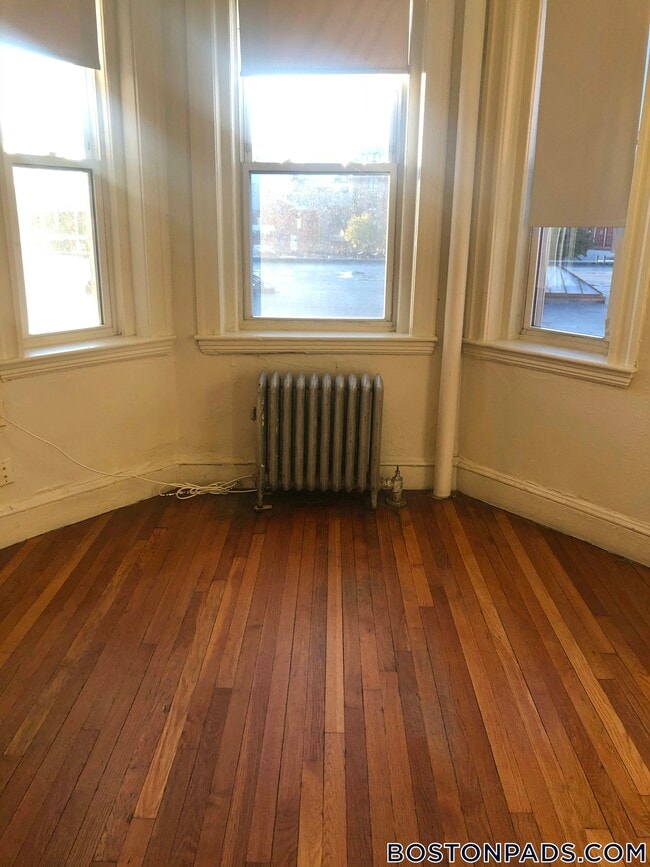 Building Photo - 1179 Boylston St