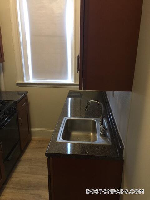Building Photo - 1179 Boylston St