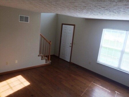 Foto del edificio - 2752 Stonebridge Ct